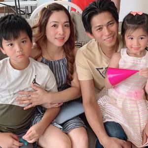 Meet your Posher, Pham